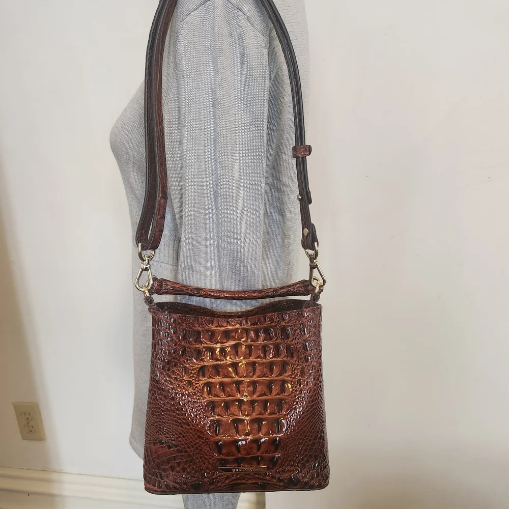 Brahmin Pecan Melbourne Mini Amelia Wallet Shoulder or Handle Top Bucket Bag - Picture 6 of 11